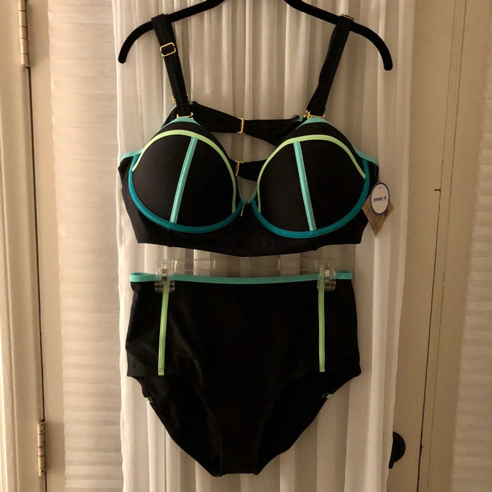 The Madame Keylime Underwire Bikini (Never worn)